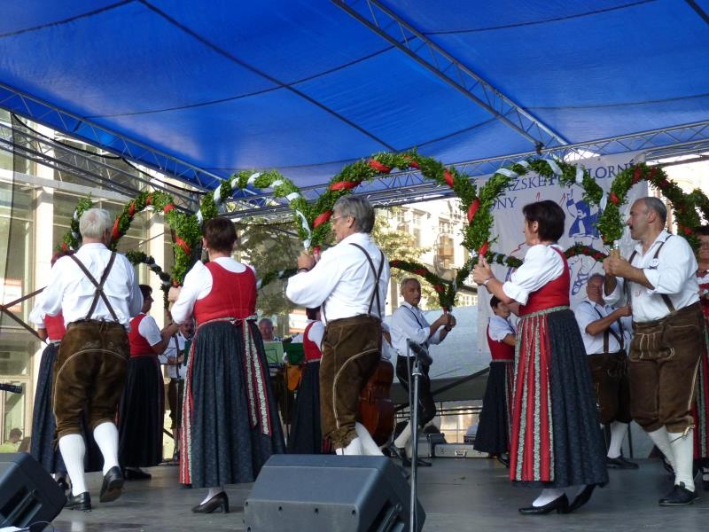 Prague Folklore Days 2013