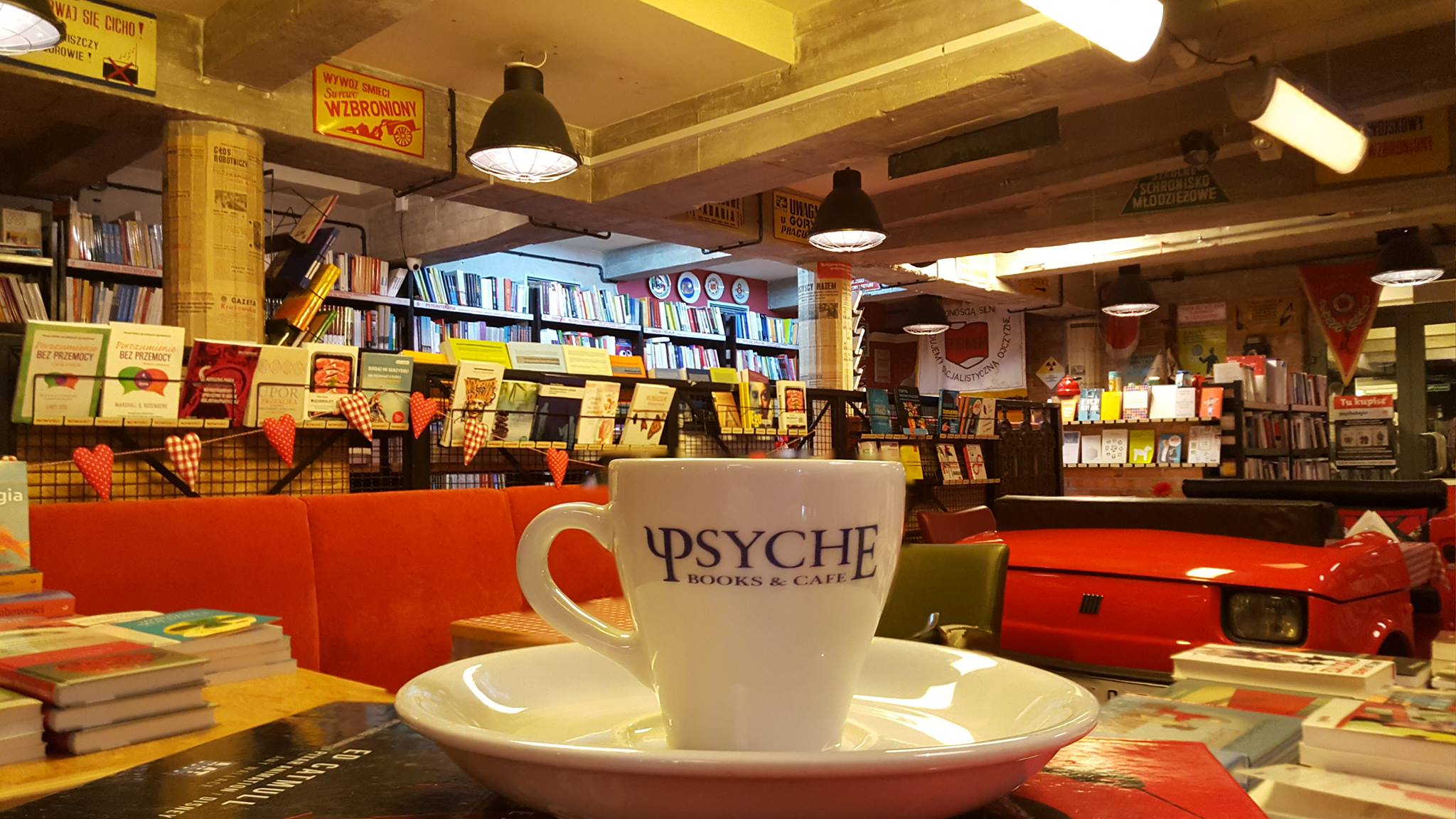 Psyche Books&Cafe